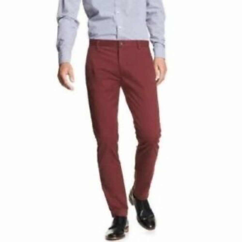 Banana Republic Aiden Summer Chino Maroon